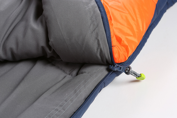 sleeping bag with underneath anti-snag webbing treatment